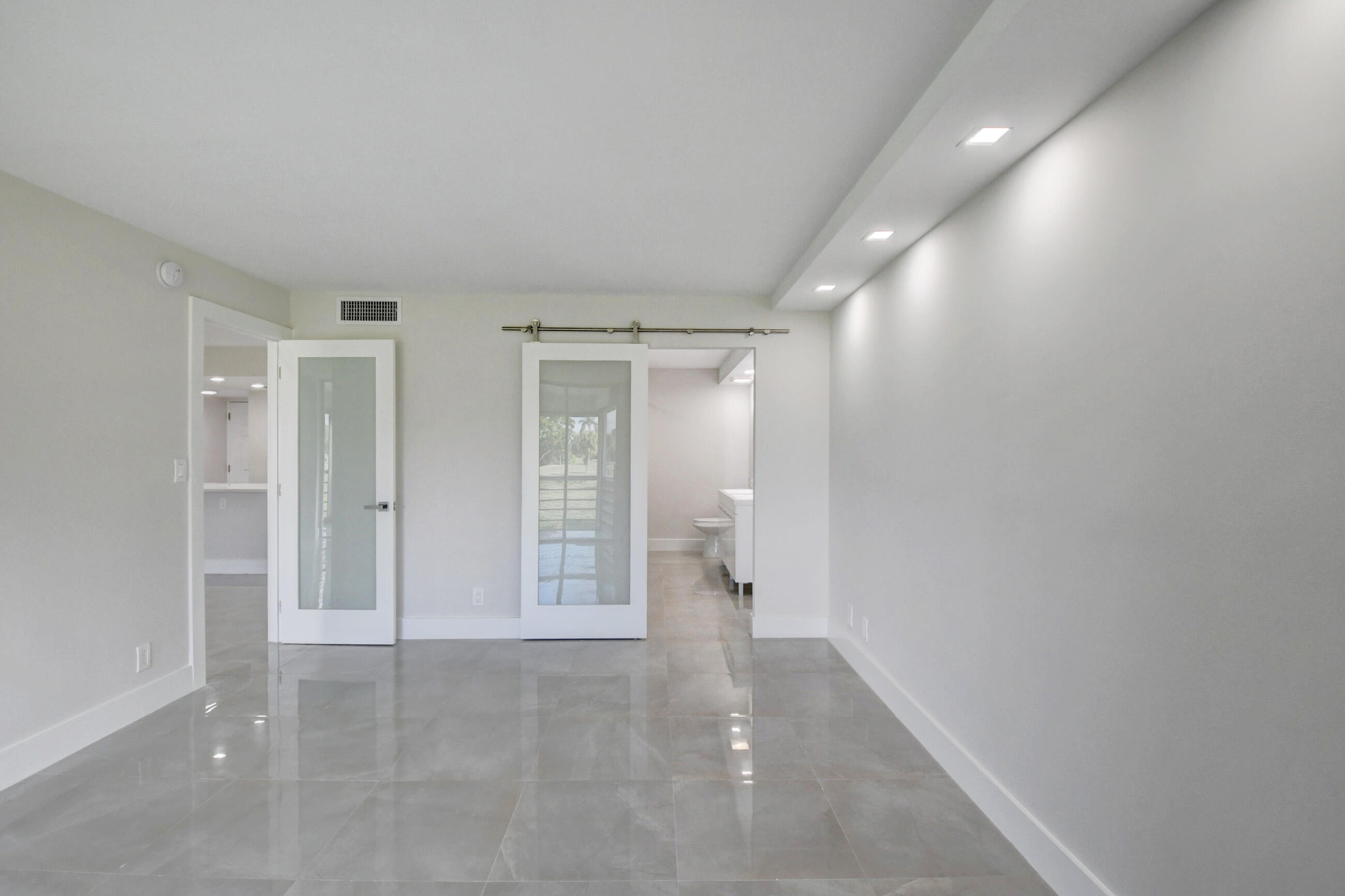 5201 Northwest 2nd Avenue, Unit 211 Boca Raton, FL 33487 - Photo 19 of 49 DSC_8153_4_5_6_7