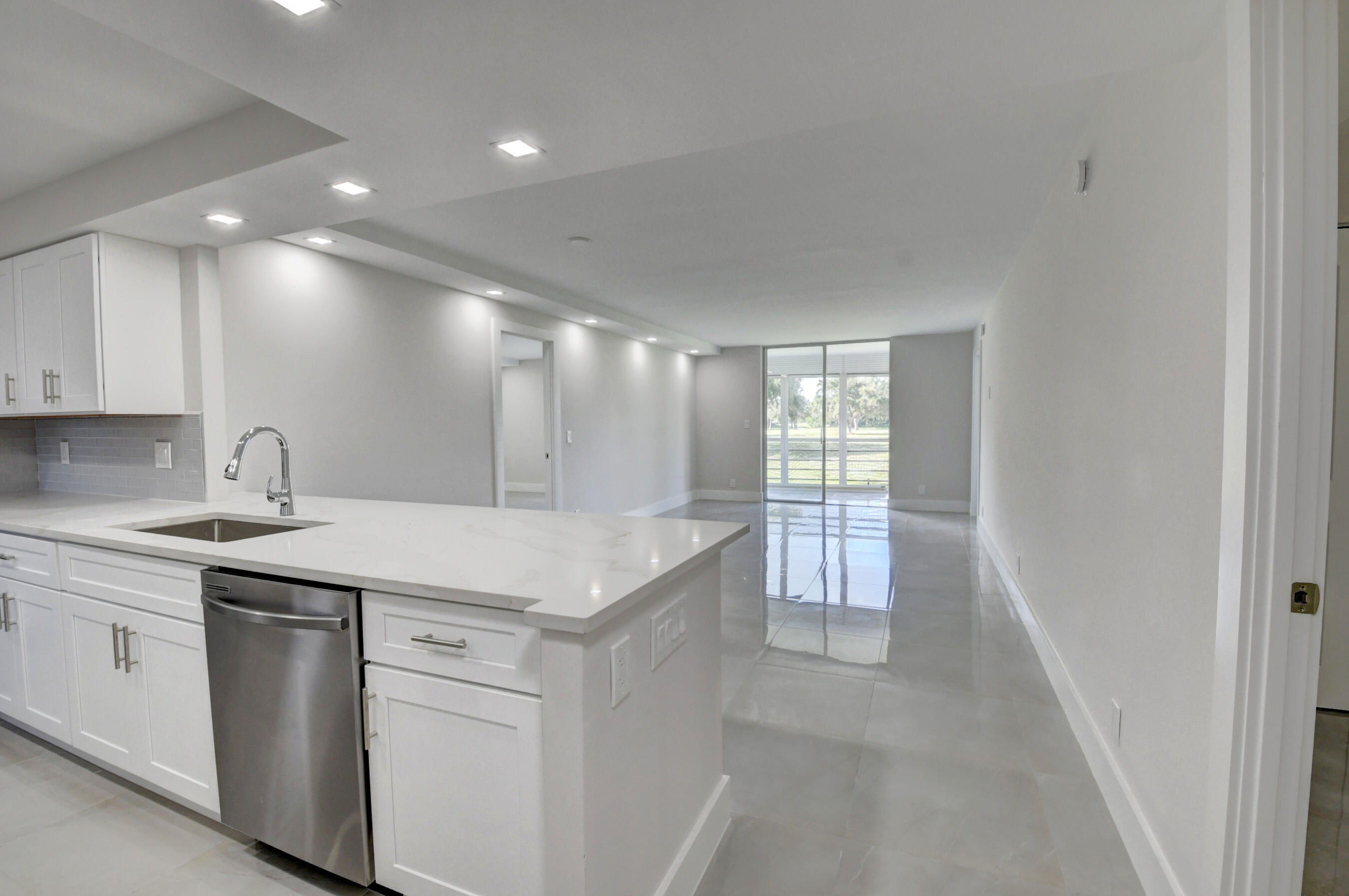 5201 Northwest 2nd Avenue, Unit 211 Boca Raton, FL 33487 - Photo 4 of 49 DSC_8073_4_5_6_7