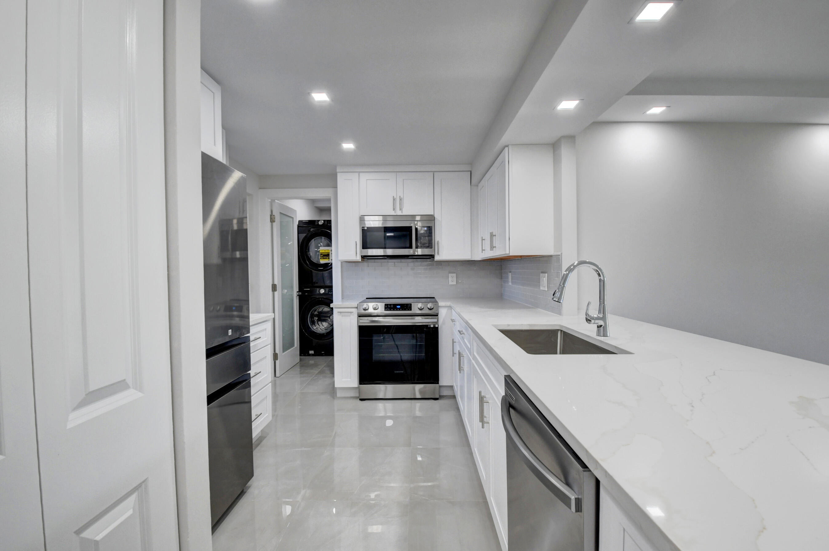 5201 Northwest 2nd Avenue, Unit 211 Boca Raton, FL 33487 - Photo 10 of 49 DSC_8108_09_10_11_12