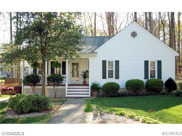 1302 Lockett Ridge Road Midlothian, VA 23114 - Photo 1 of 12 Exterior Front
