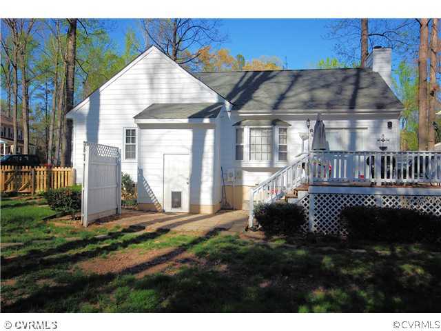 1302 Lockett Ridge Road Midlothian, VA 23114 - Photo 10 of 12 Exterior Back