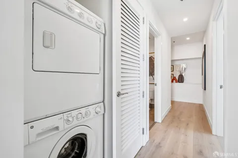 $1,999,000 | 239 Brannan Street, Unit 18J, San Francisco, CA 94107