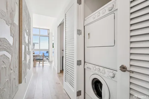 $1,999,000 | 239 Brannan Street, Unit 18J, San Francisco, CA 94107