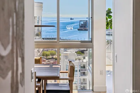 $1,999,000 | 239 Brannan Street, Unit 18J, San Francisco, CA 94107