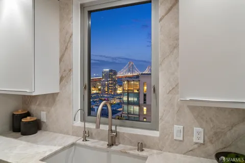 $1,999,000 | 239 Brannan Street, Unit 18J, San Francisco, CA 94107