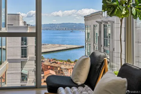 $1,999,000 | 239 Brannan Street, Unit 18J, San Francisco, CA 94107