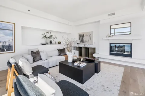 $1,999,000 | 239 Brannan Street, Unit 18J, San Francisco, CA 94107