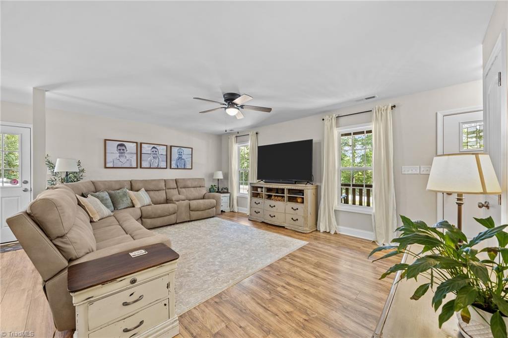 3422 Old Mountain Road Lexington, NC 27292 - Photo 11 of 29 Gallery Image 11