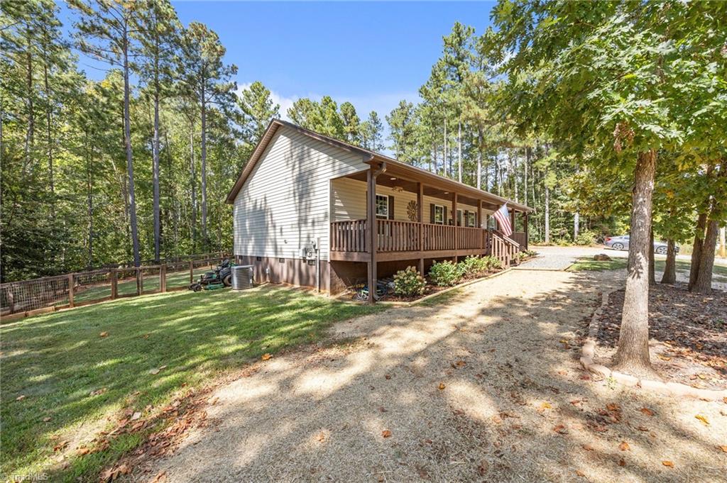 3422 Old Mountain Road Lexington, NC 27292 - Photo 3 of 29 Gallery Image 3