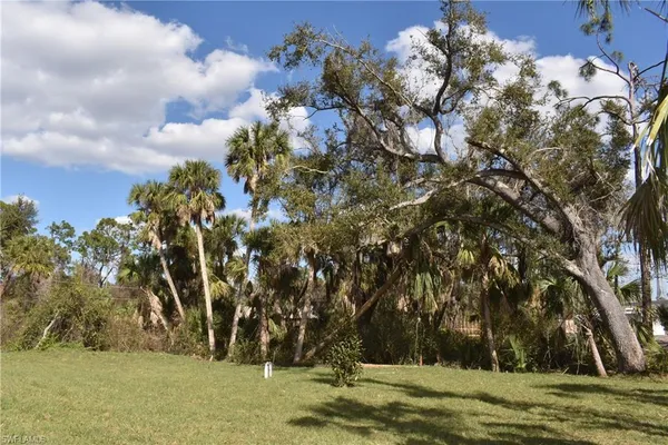 $2,150 | 2140 Yalta Terrace, North Port, FL 34286