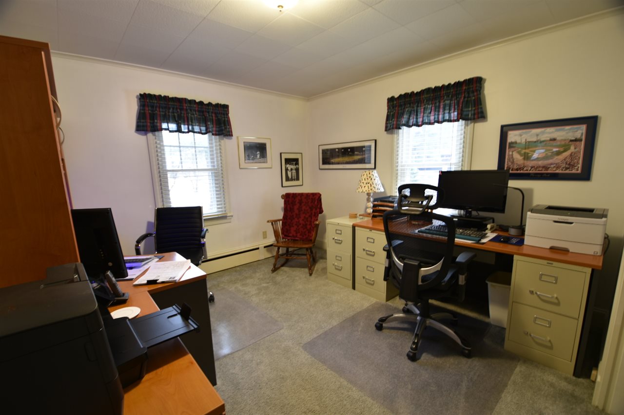 206 Old Dover Road Rochester, NH 03867 - Photo 14 of 31