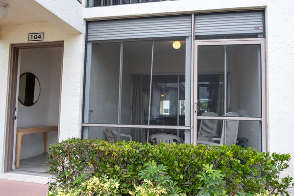 $2,200 | 14896 Bal Moral Lane, Delray Beach, FL 33446