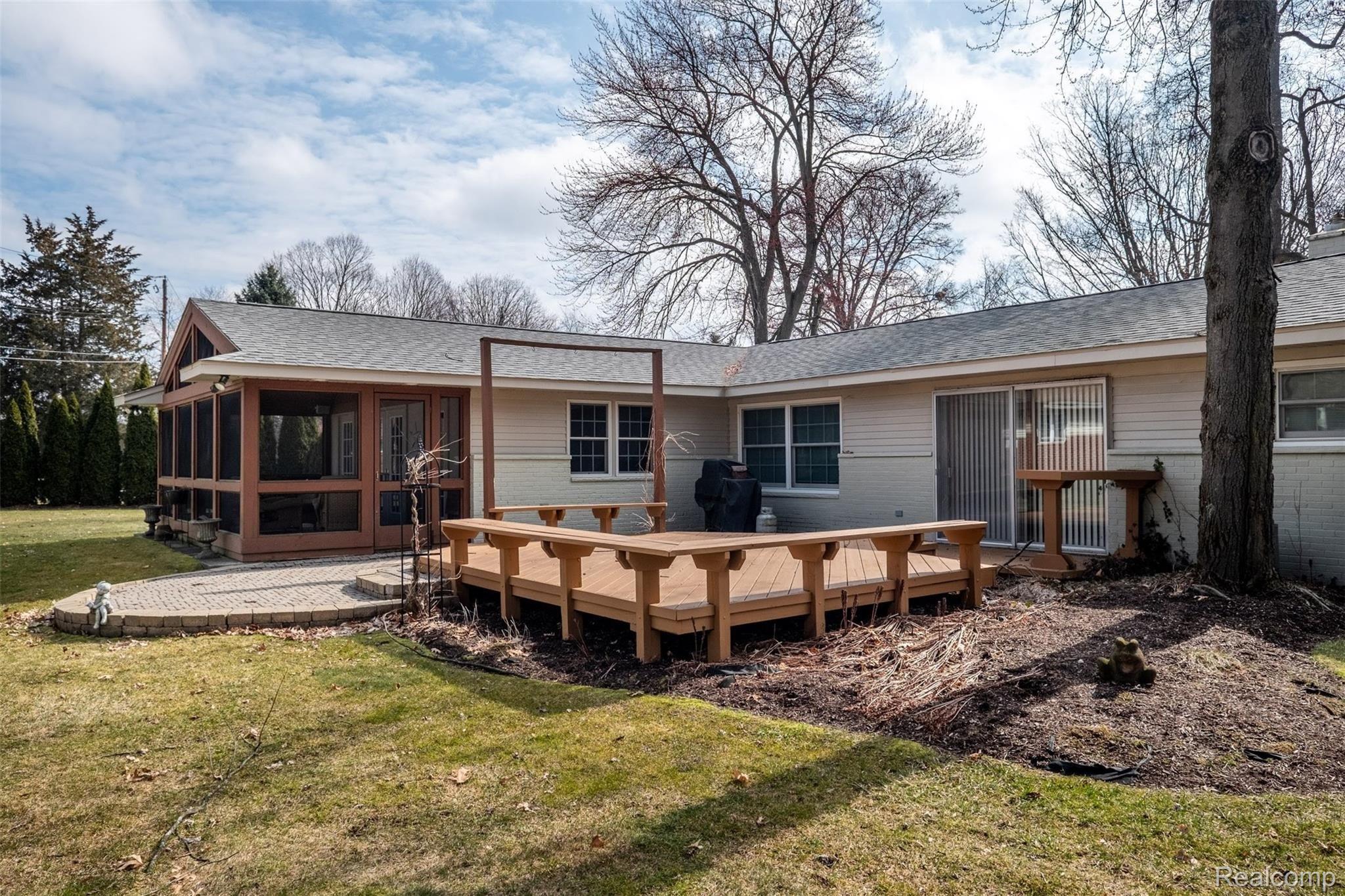 1816 Ansal Drive Rochester, MI 48309 - Photo 20 of 21 1816 Ansel Dr-39.jpg
