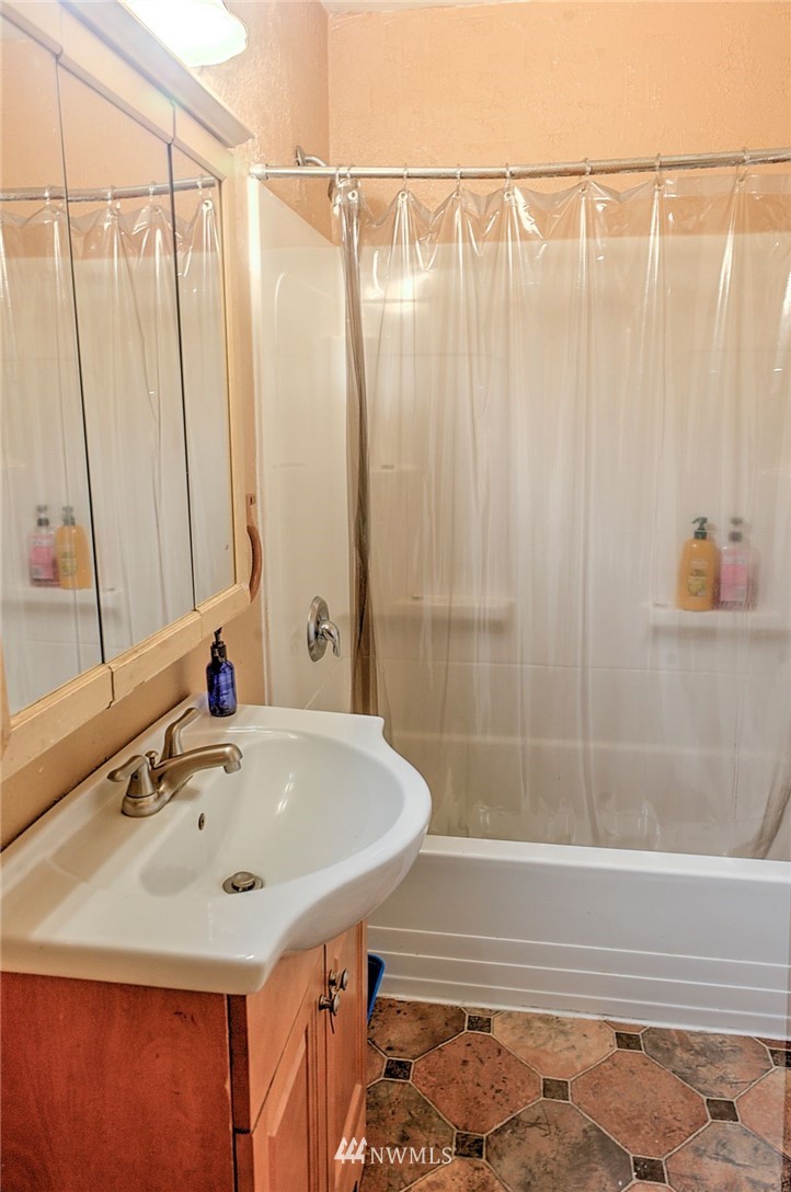 7610 Lewis River Road Ariel, WA 98603 - Photo 11 of 36 Gallery Image 11