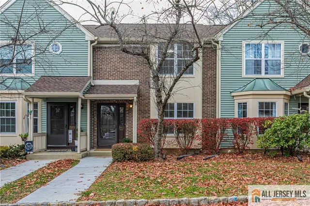 $430,000 | 2002 Sandlewood Court, Monmouth Junction, NJ 08852