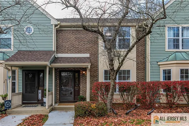 $430,000 | 2002 Sandlewood Court, Monmouth Junction, NJ 08852