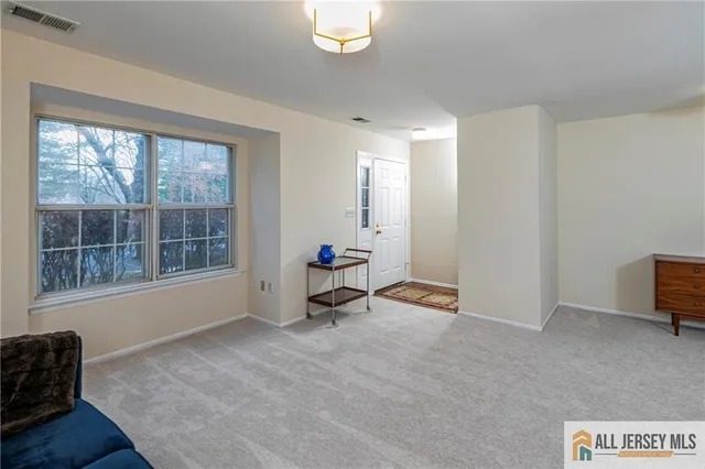 $430,000 | 2002 Sandlewood Court, Monmouth Junction, NJ 08852