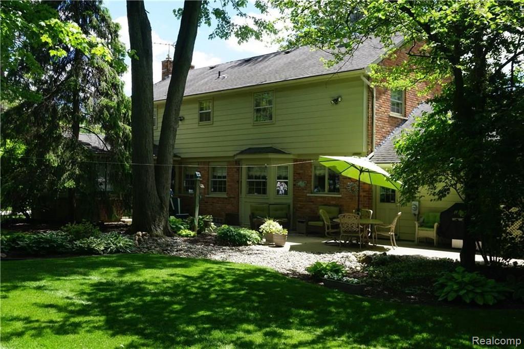 385 Beechview Drive Rochester, MI 48306 - Photo 8 of 56