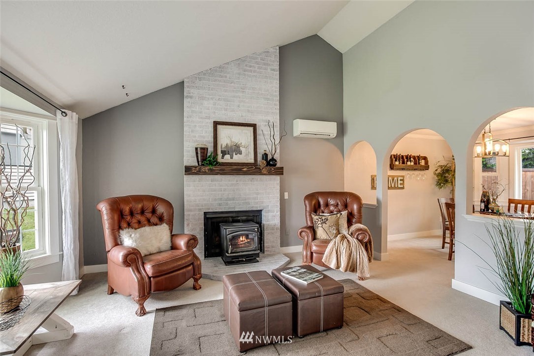 530 166th Place Southeast Bothell, WA 98012 - Photo 2 of 24 Gallery Image 2