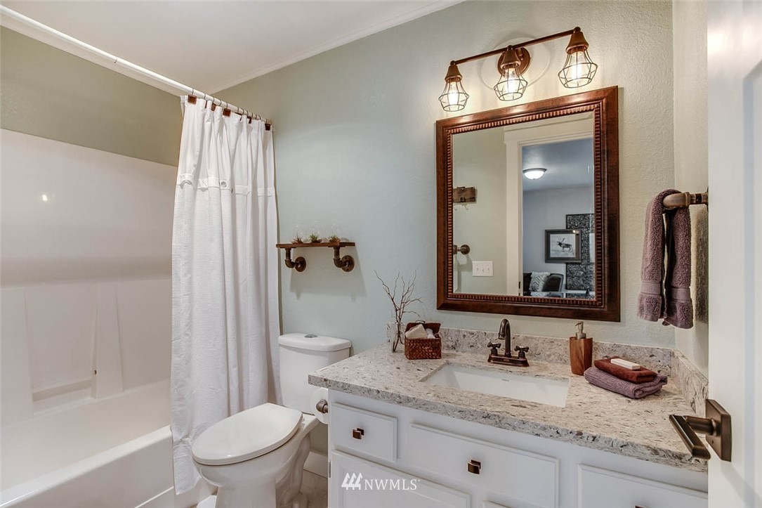 530 166th Place Southeast Bothell, WA 98012 - Photo 12 of 24 Gallery Image 12
