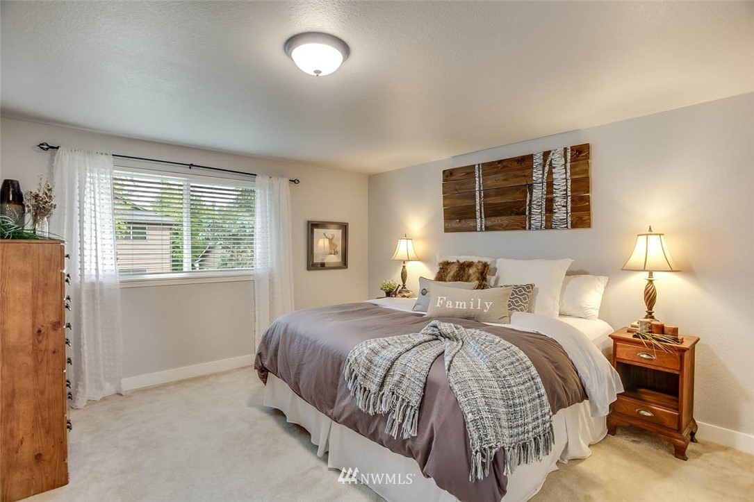 530 166th Place Southeast Bothell, WA 98012 - Photo 16 of 24 Gallery Image 16