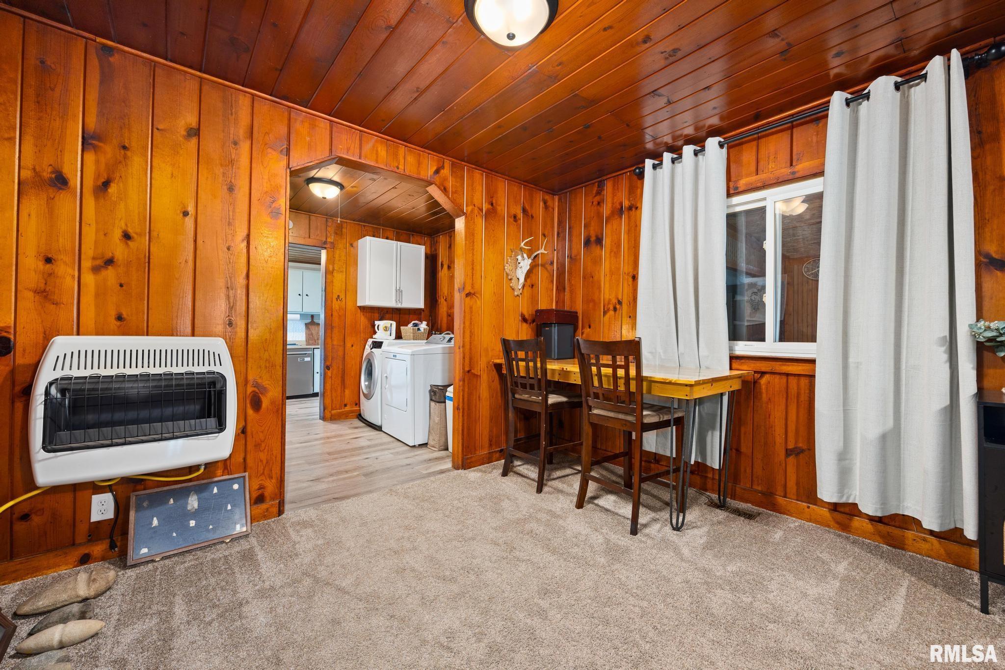 1487 Spring Bay Road East Peoria, IL 61611 - Photo 12 of 30 Gallery Image 12
