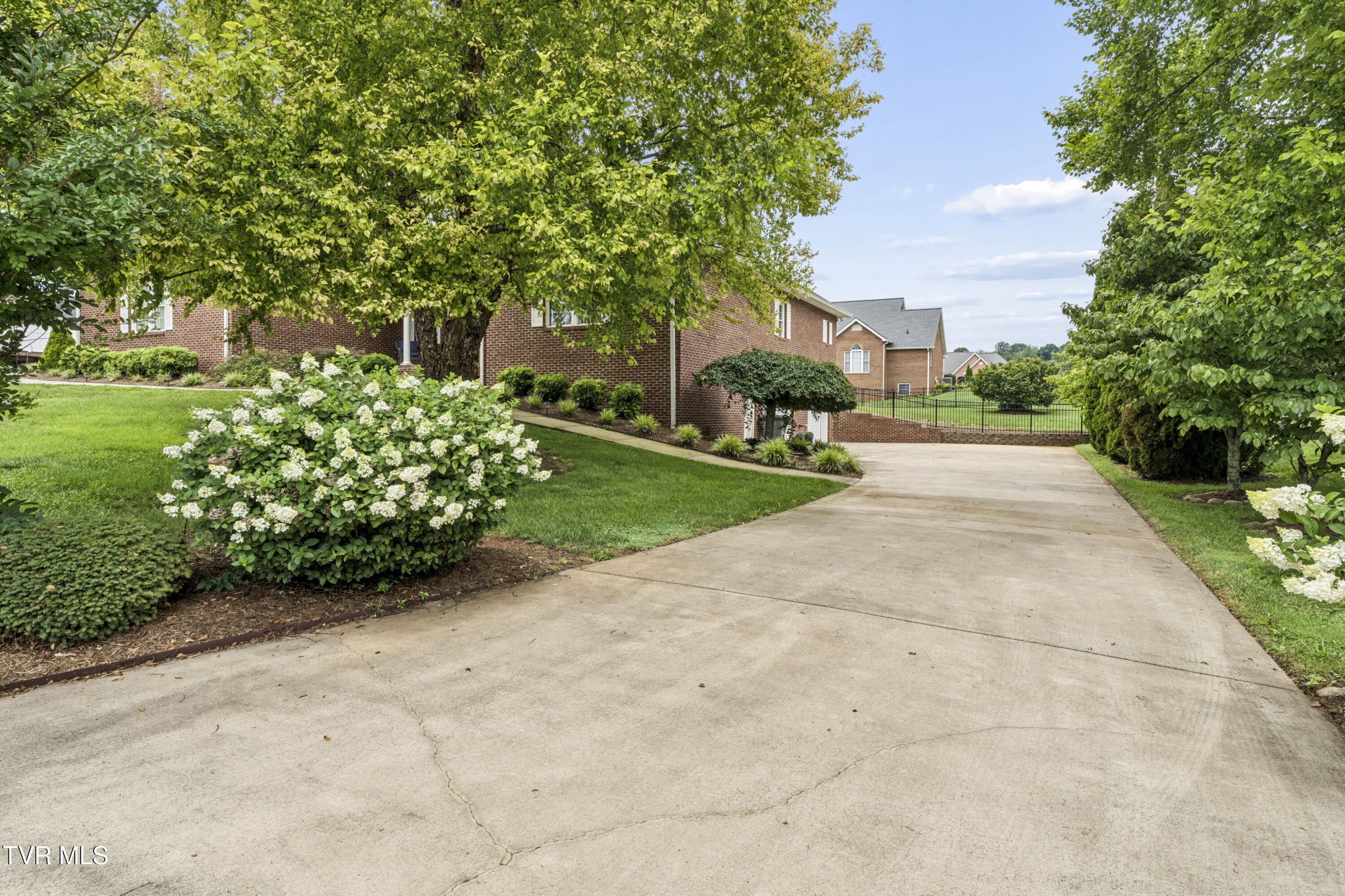 13 East Ridgefield Court Greeneville, TN 37745 - Photo 10 of 73 EeastFRidgefield-67