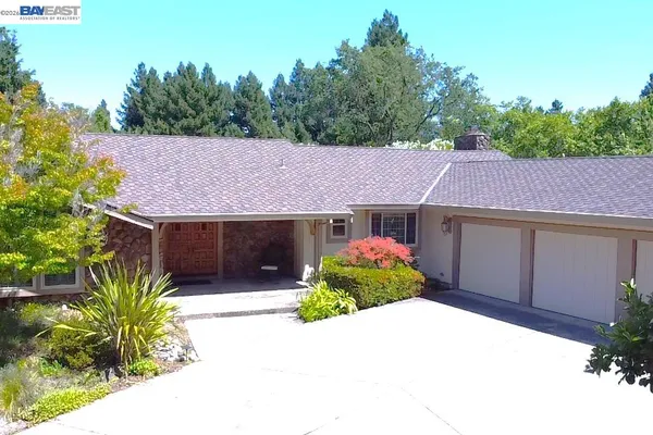 $2,200,000 | 2112 Red Oak Place, Danville, CA 94506