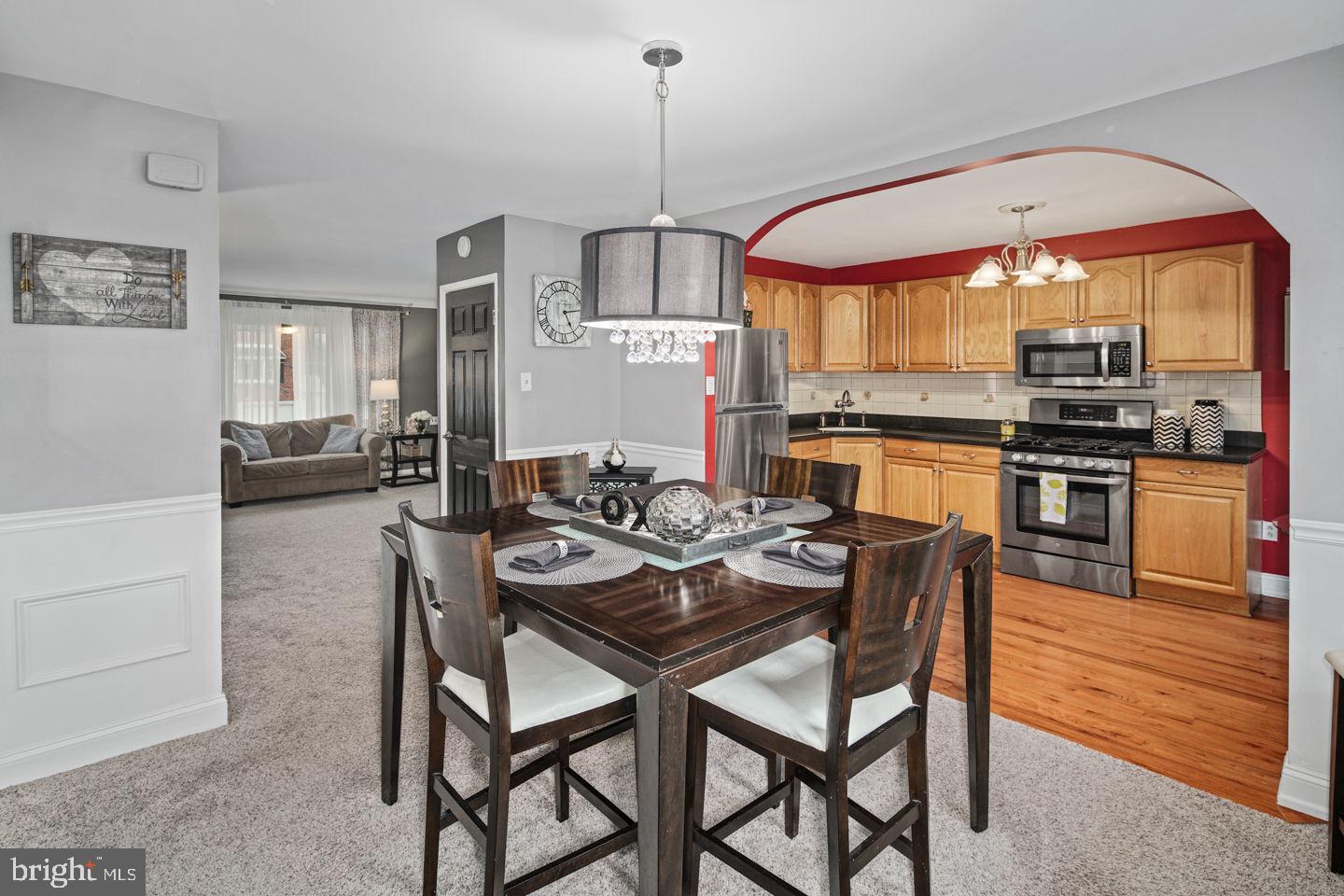 12426 Balston Road Philadelphia, PA 19154 - Photo 8 of 23