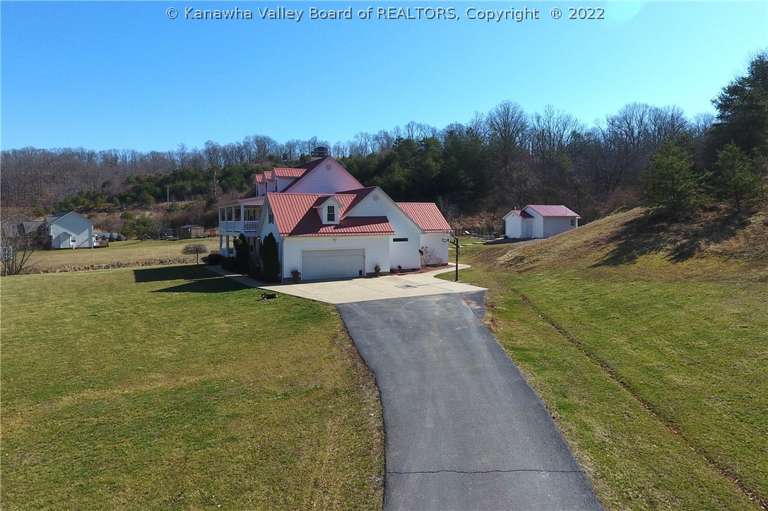39 Stover Drive Ripley, WV 25271 - Photo 3 of 30 Gallery Image 3