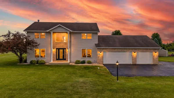 $514,900 | 4489 East 101st Avenue, Crown Point, IN 46307