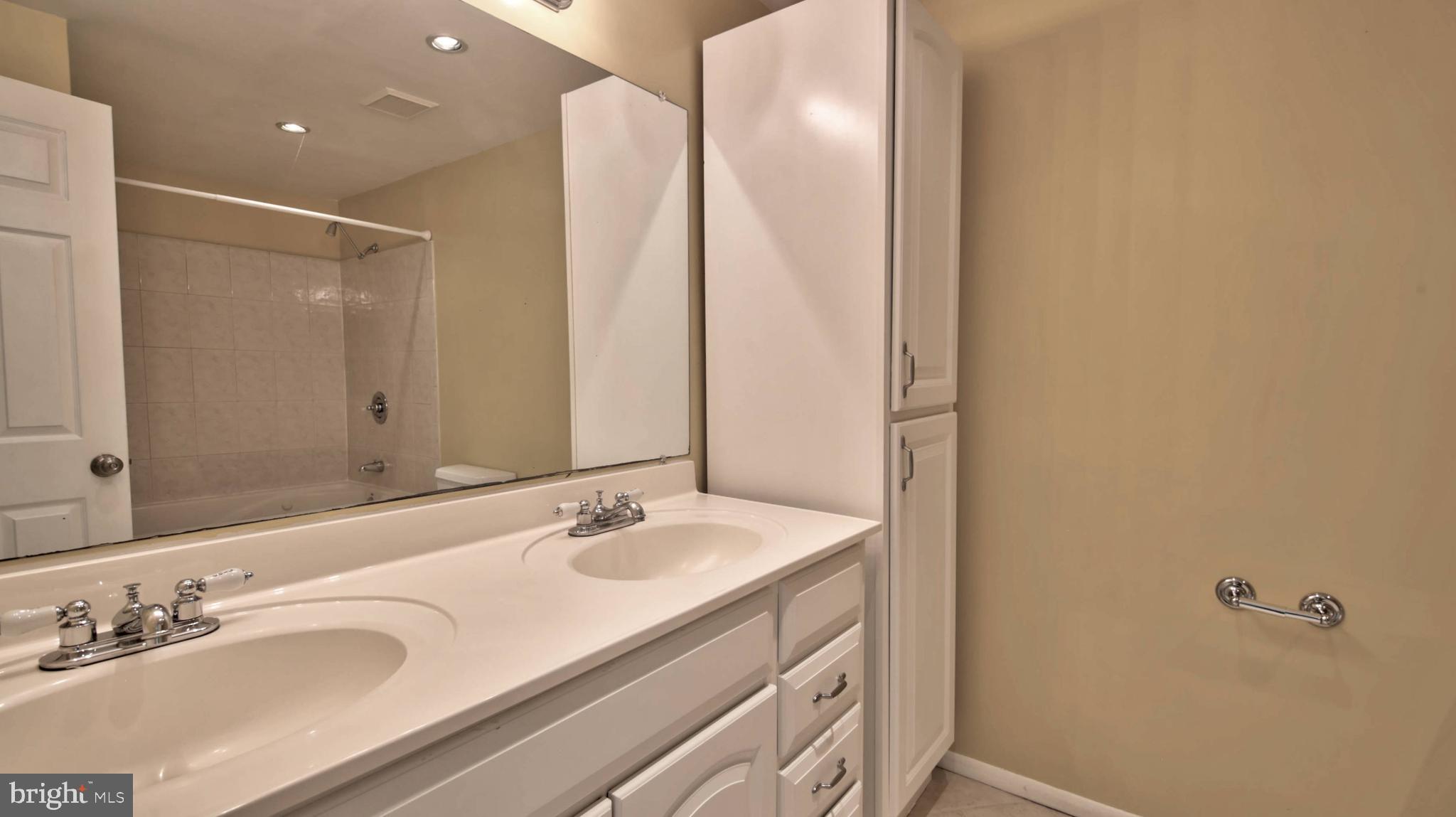 8053 Orange Plank Road Springfield, VA 22153 - Photo 20 of 29