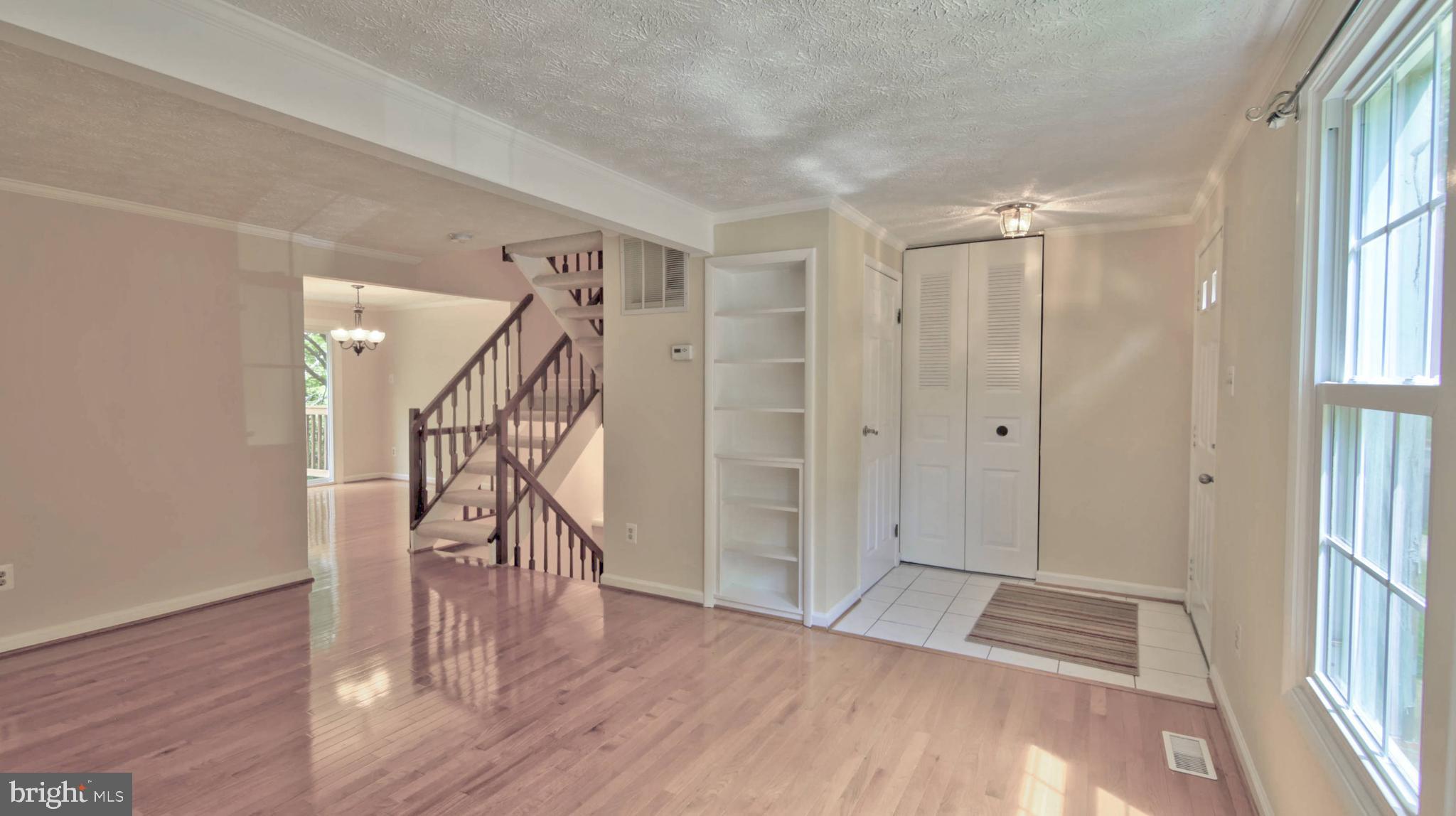 8053 Orange Plank Road Springfield, VA 22153 - Photo 6 of 29