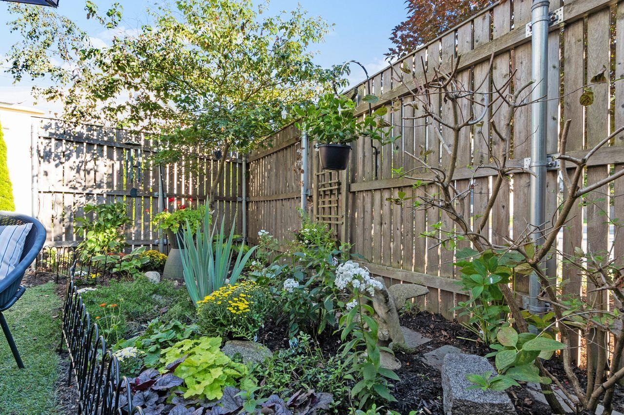 129 Front Street, Unit 101 Exeter, NH 03833 - Photo 3 of 35