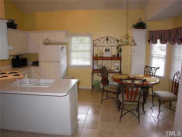 2308 Havering Place Raleigh, NC 27604 - Photo 6 of 13