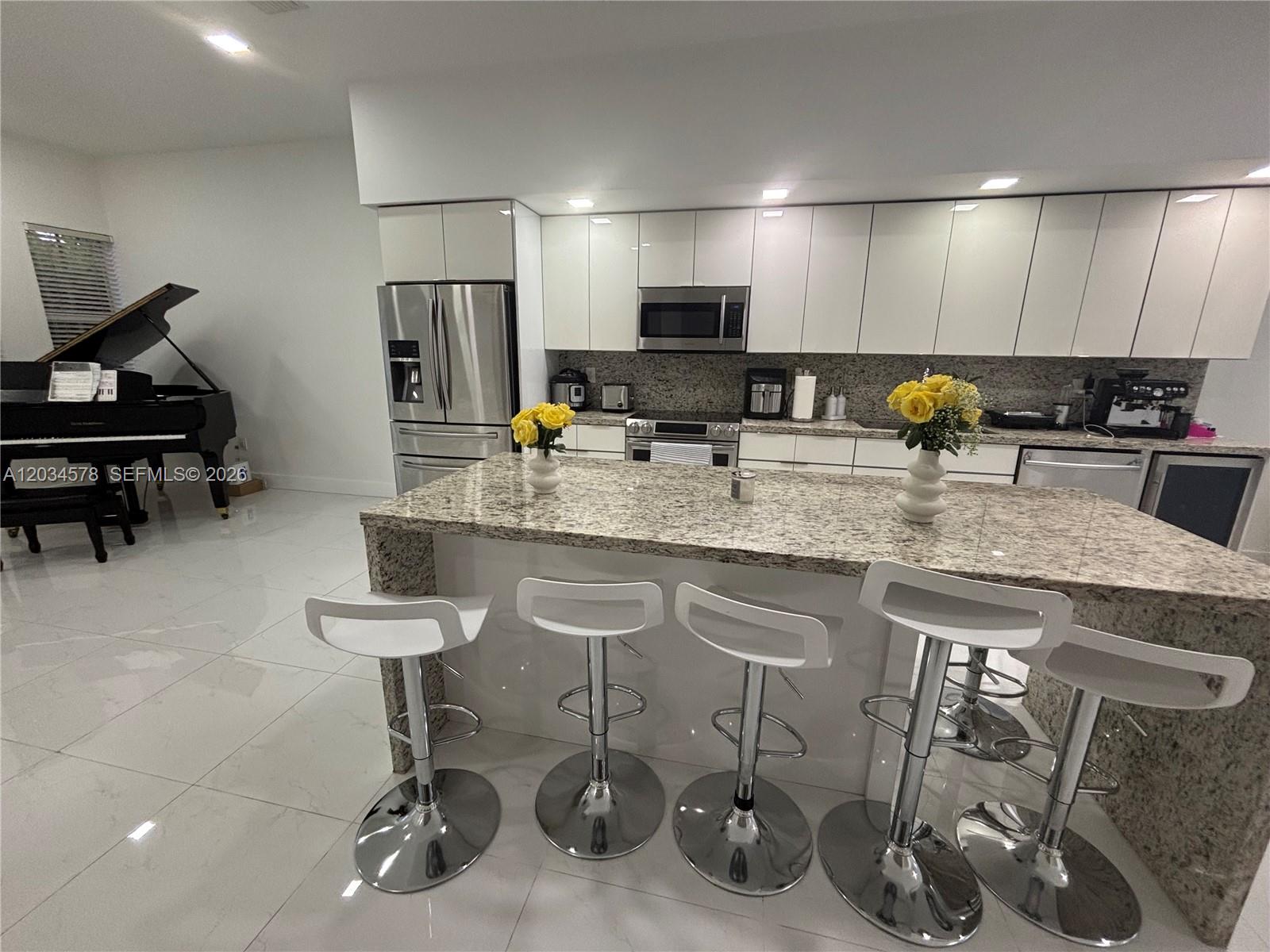 8143 Southwest 162nd Path Miami, FL 33193 - Photo 11 of 20