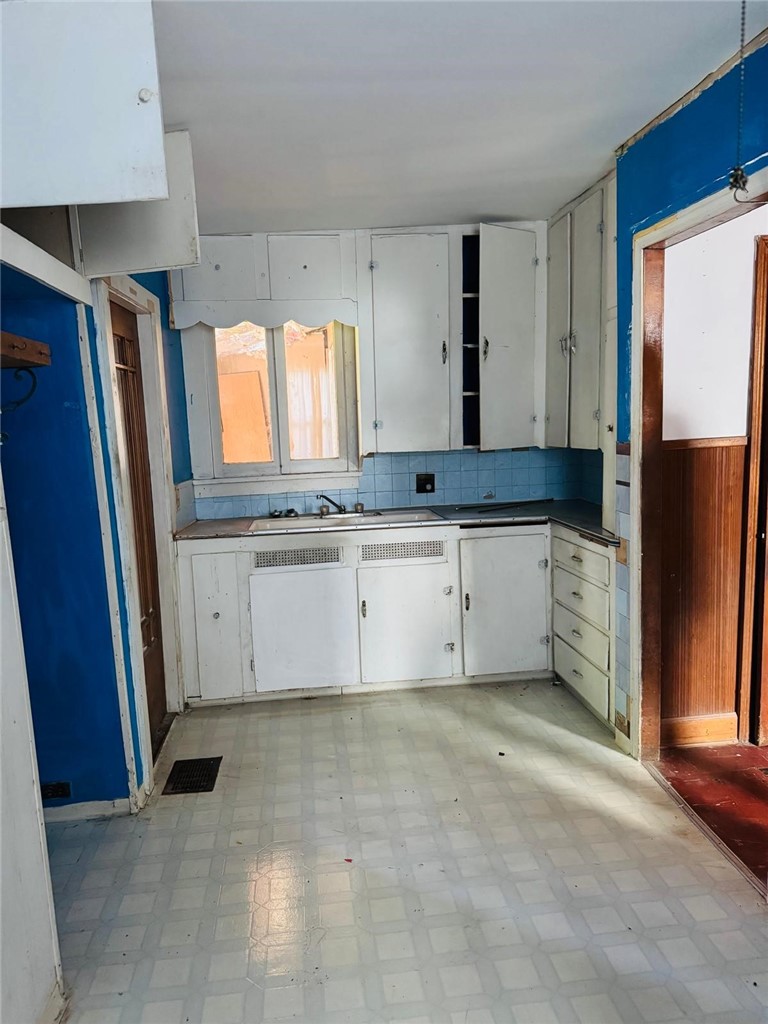 232 East State Street Albion, NY 14411 - Photo 23 of 39