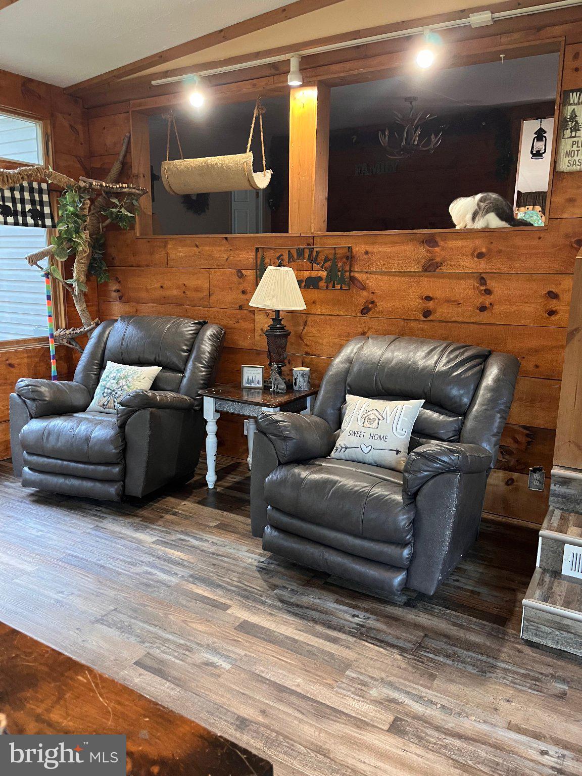 516 Roberts Road Great Cacapon, WV 25422 - Photo 8 of 31 Gallery Image 8