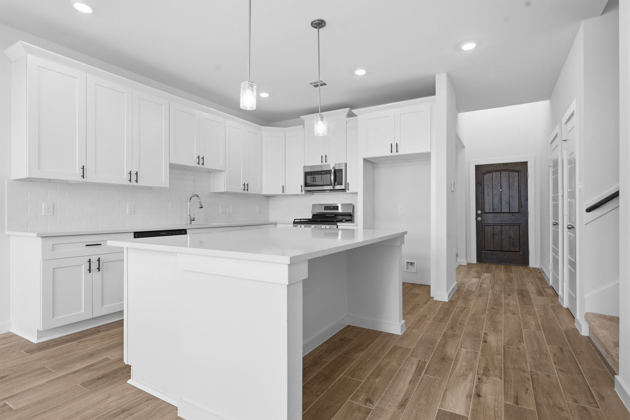 13734 Olympic River Lane Rosharon, TX 77583 - Photo 9 of 46
