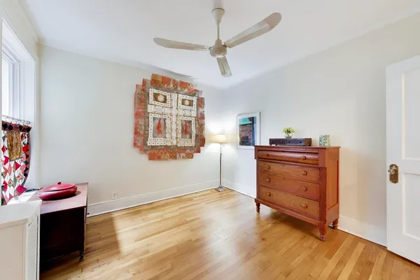 $385,000 | 1324 West Albion Avenue, Unit 1E, Chicago, IL 60626