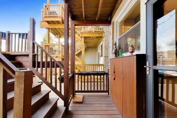 $385,000 | 1324 West Albion Avenue, Unit 1E, Chicago, IL 60626