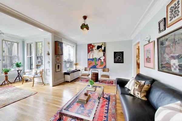 $385,000 | 1324 West Albion Avenue, Unit 1E, Chicago, IL 60626