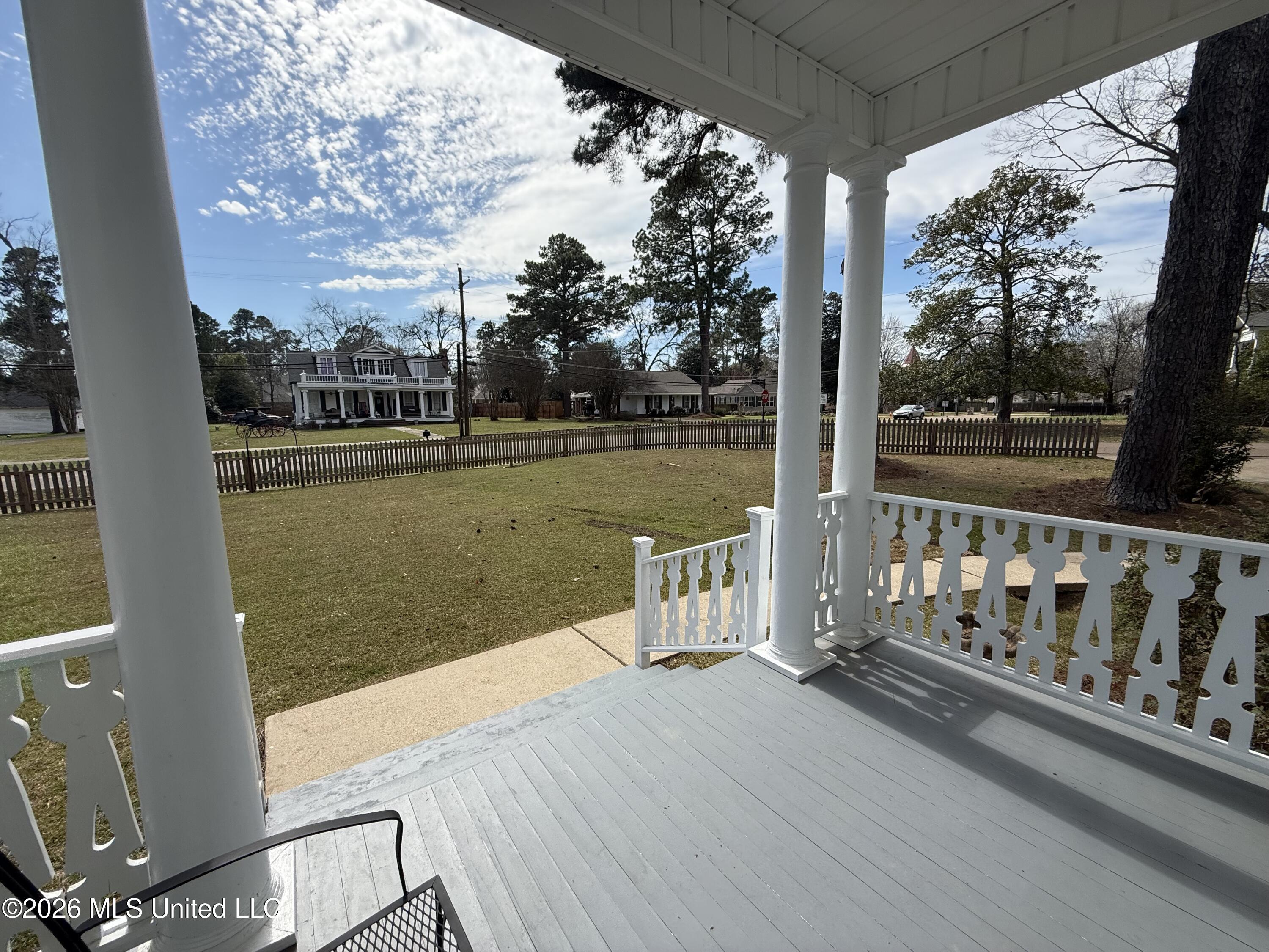 404 West Georgetown Street Crystal Springs, MS 39059 - Photo 19 of 27 IMG_1201