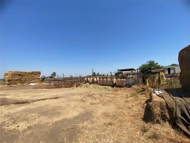 $1,200,000 | 875 West Laguna Avenue, Riverdale, CA 93656