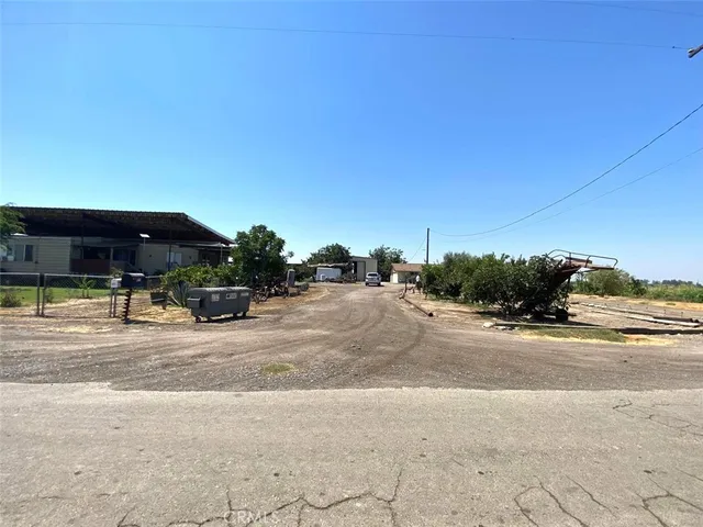 $1,200,000 | 875 West Laguna Avenue, Riverdale, CA 93656