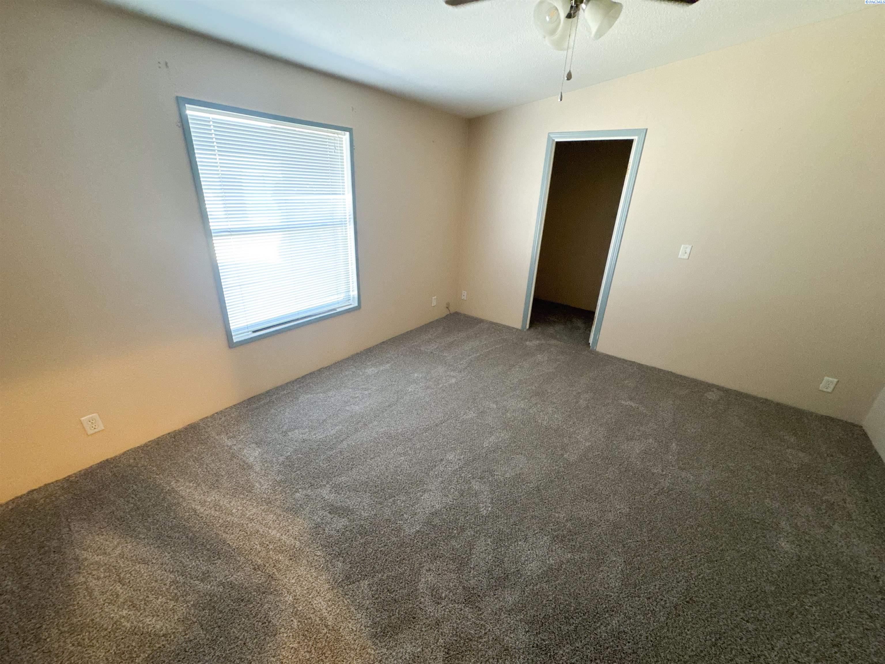 4732 Ringold Road Eltopia, WA 99330 - Photo 29 of 46 Gallery Image 29