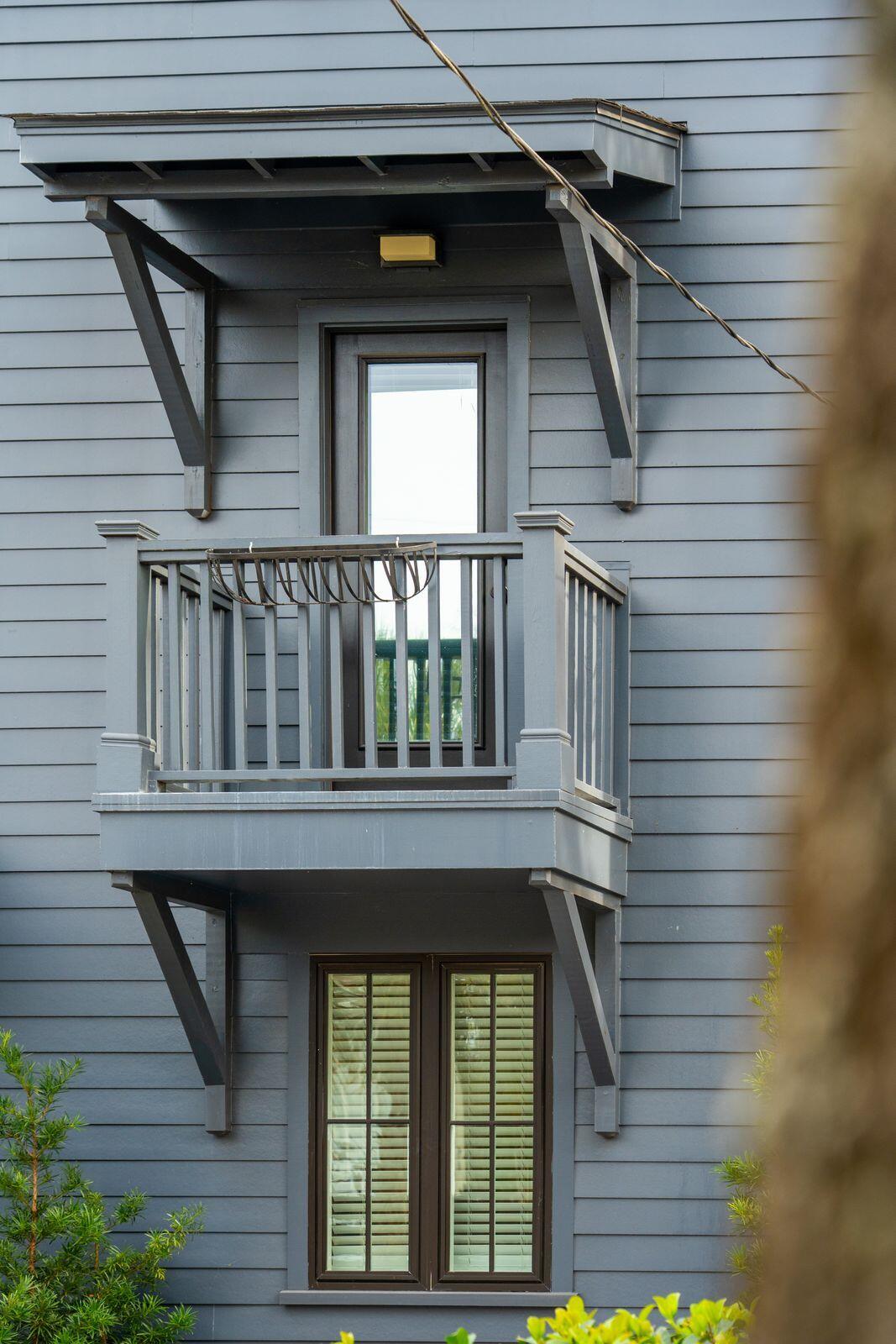 16 Cleveland Street, Unit 300 Charleston, SC 29403 - Photo 15 of 25 Bedroom 1 Balcony
