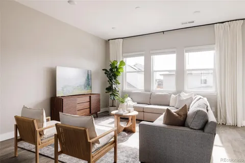 $620,000 | 10098 East 62nd Avenue, Denver, CO 80238