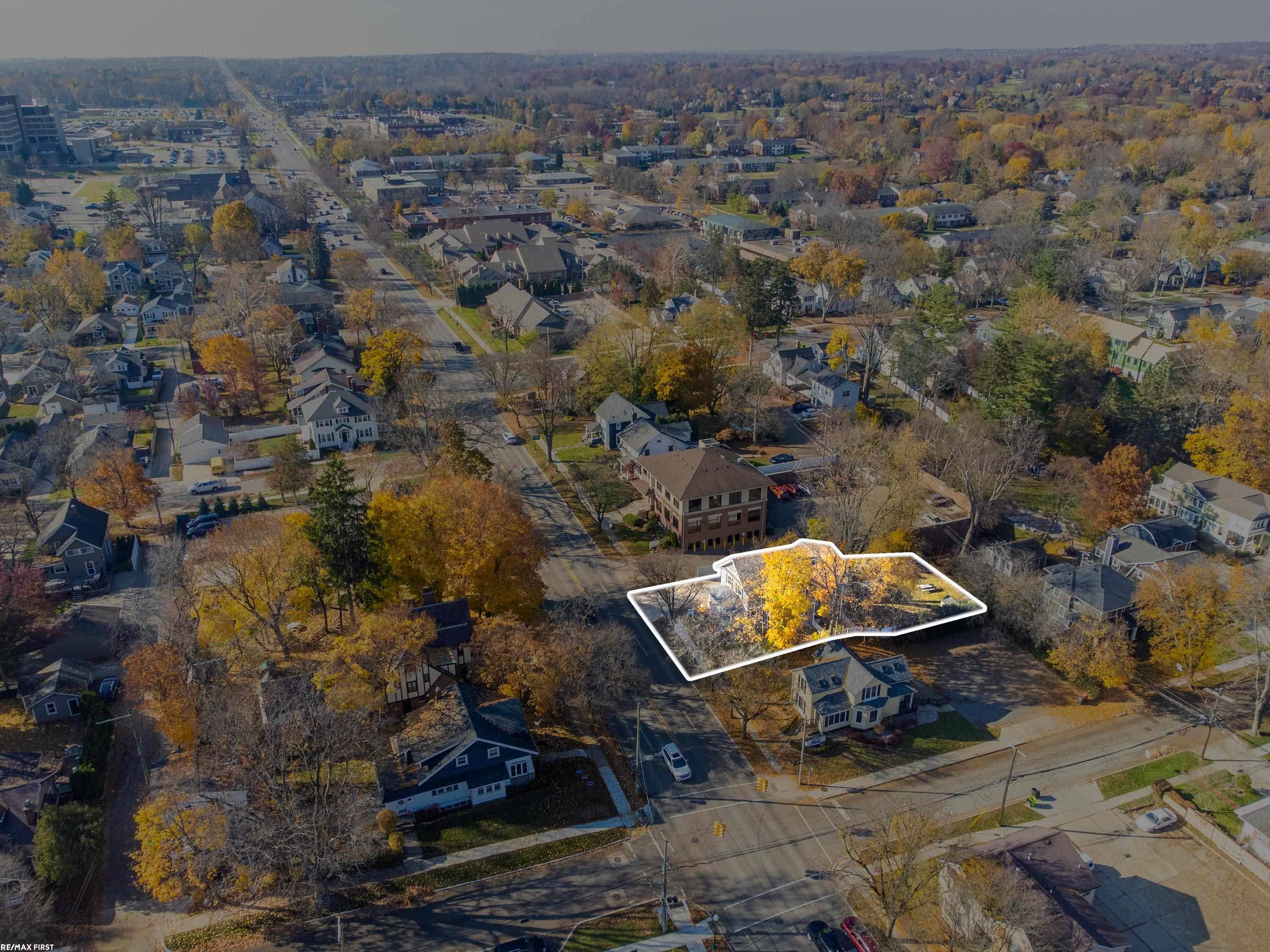 604 West University Drive Rochester, MI 48307 - Photo 32 of 37 50095184-31.JPG