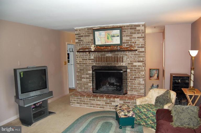 3050 Rocks Road Jarrettsville, MD 21084 - Photo 9 of 21 Living Room